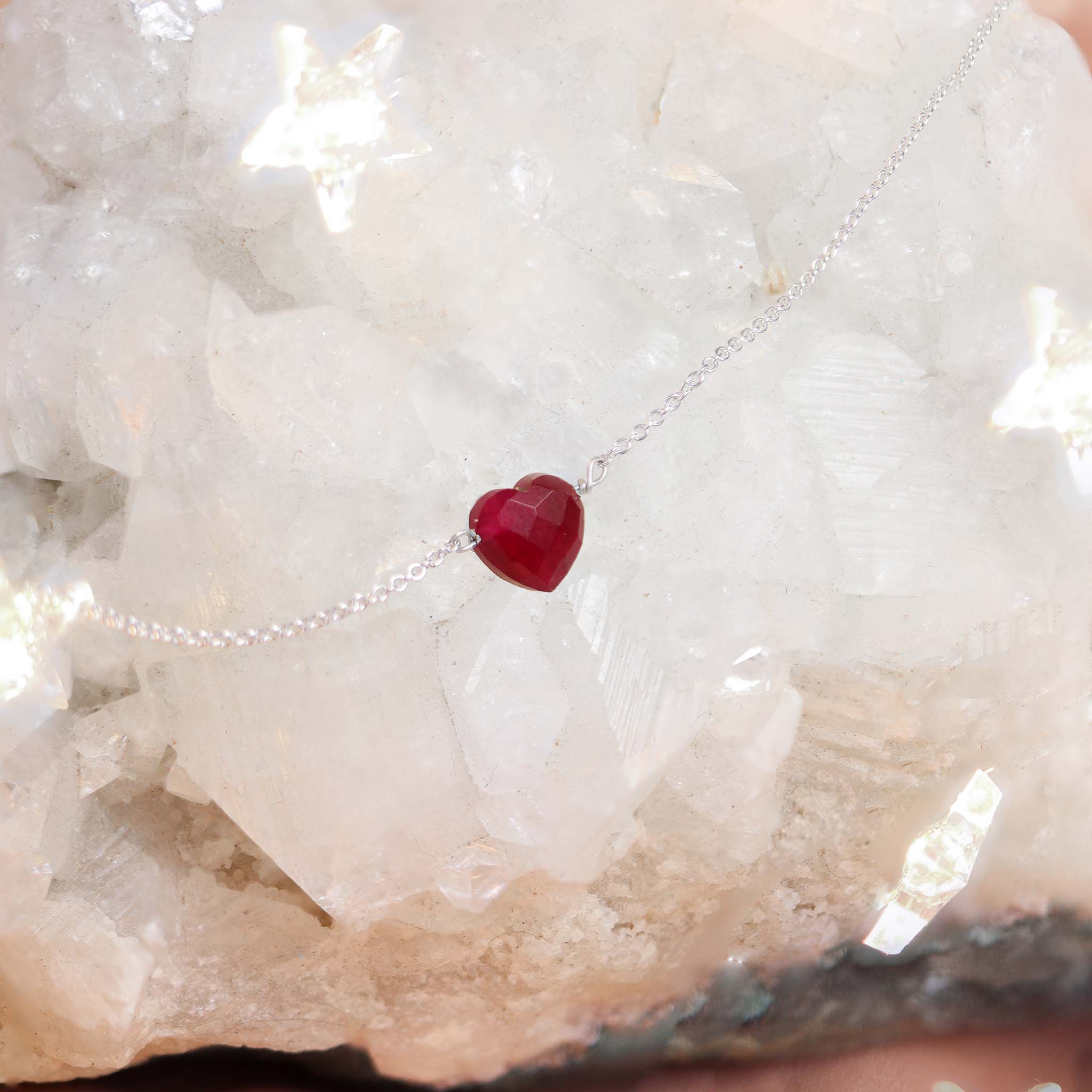 Robijn hart ketting zilver, liefde en passie feestdagen ketting kerst