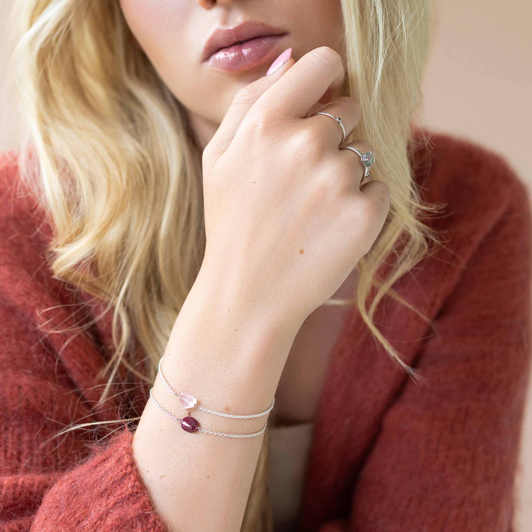 Ruwe rozekwarts armband zilver voor liefde