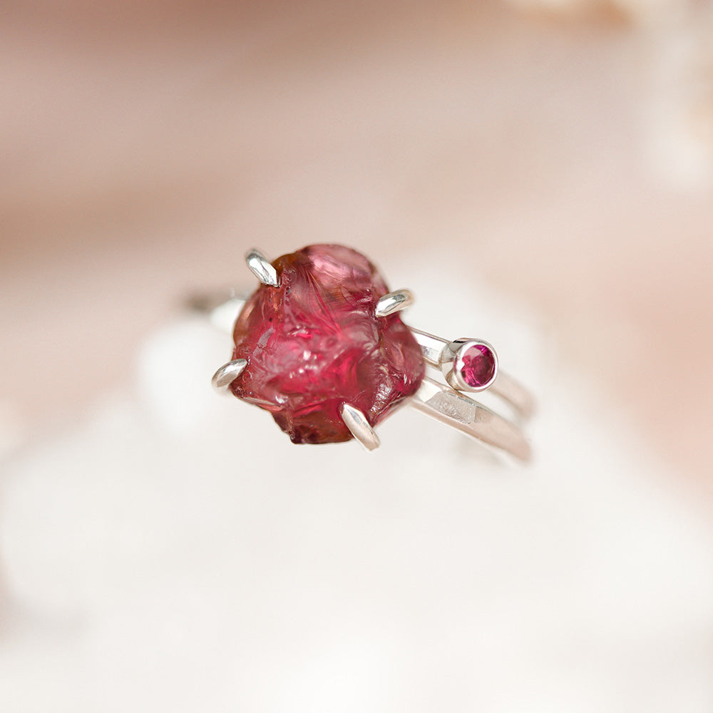 Granaat ring, geboortesteen ring januari