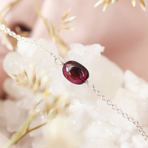 Granaat geslepen zilveren armband