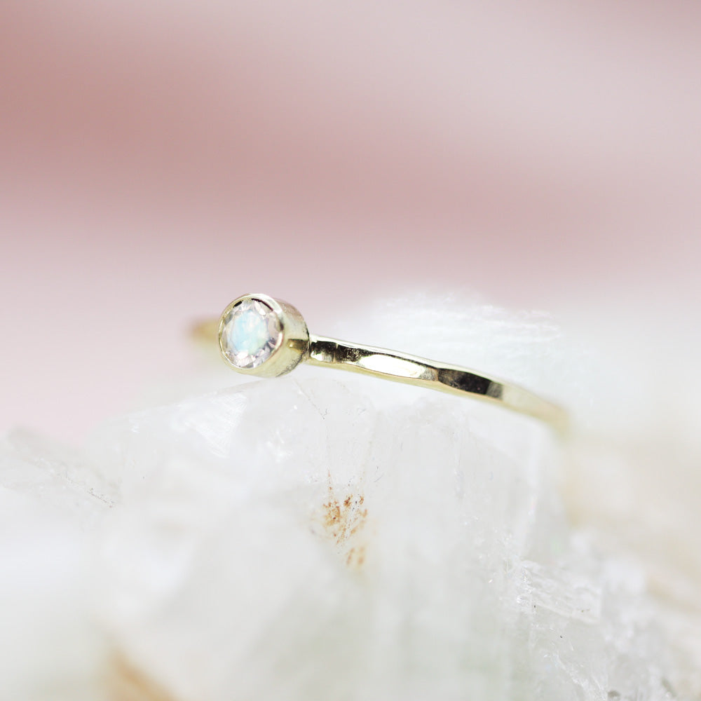 Maansteen ring 14 kt goud - geboortesteen ring: Juni