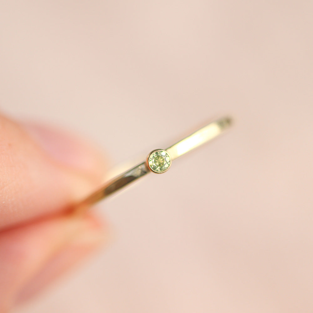 Peridoot geboortesteen ring goud augustus