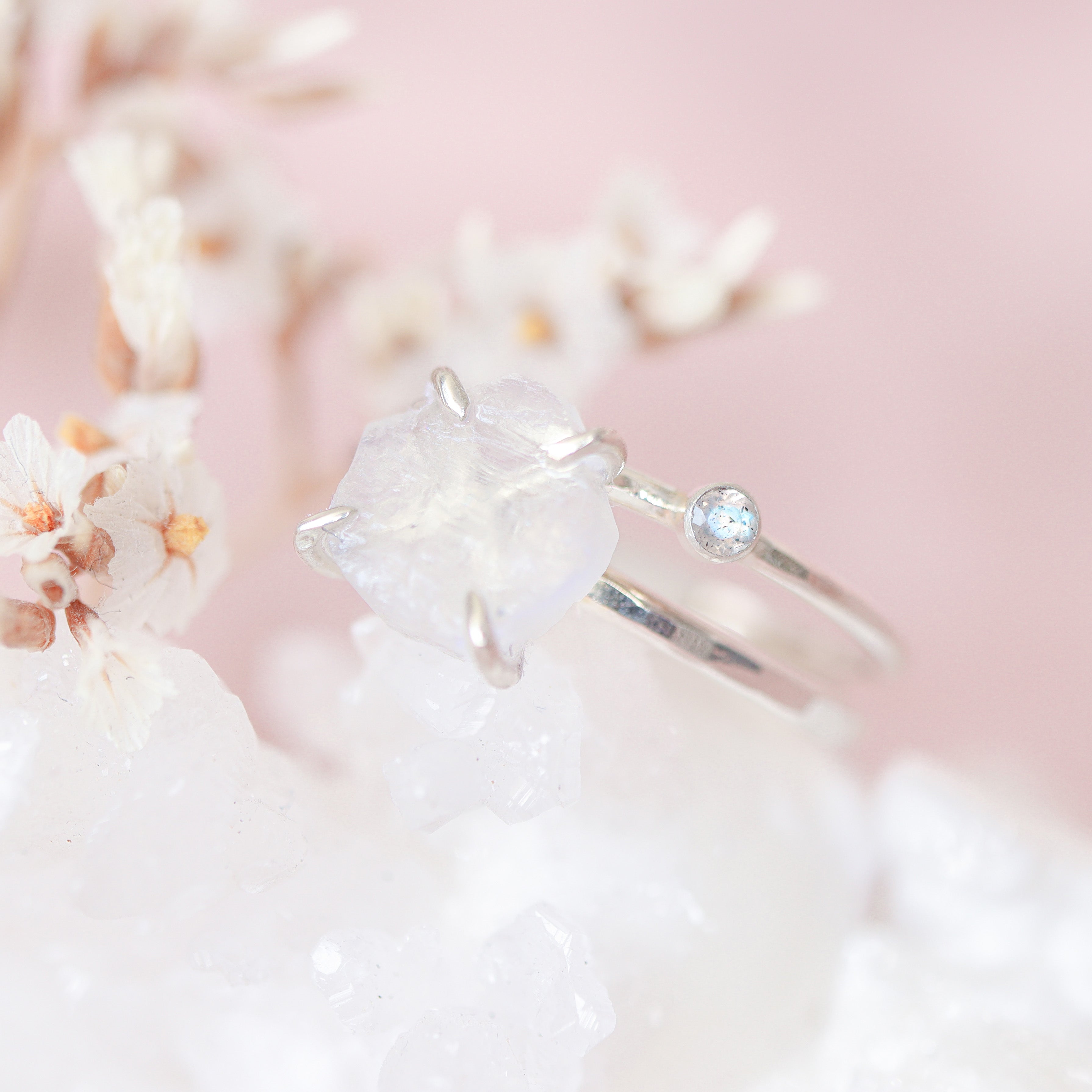 Waarom Maansteen Perfect Is voor Een Nieuw Begin