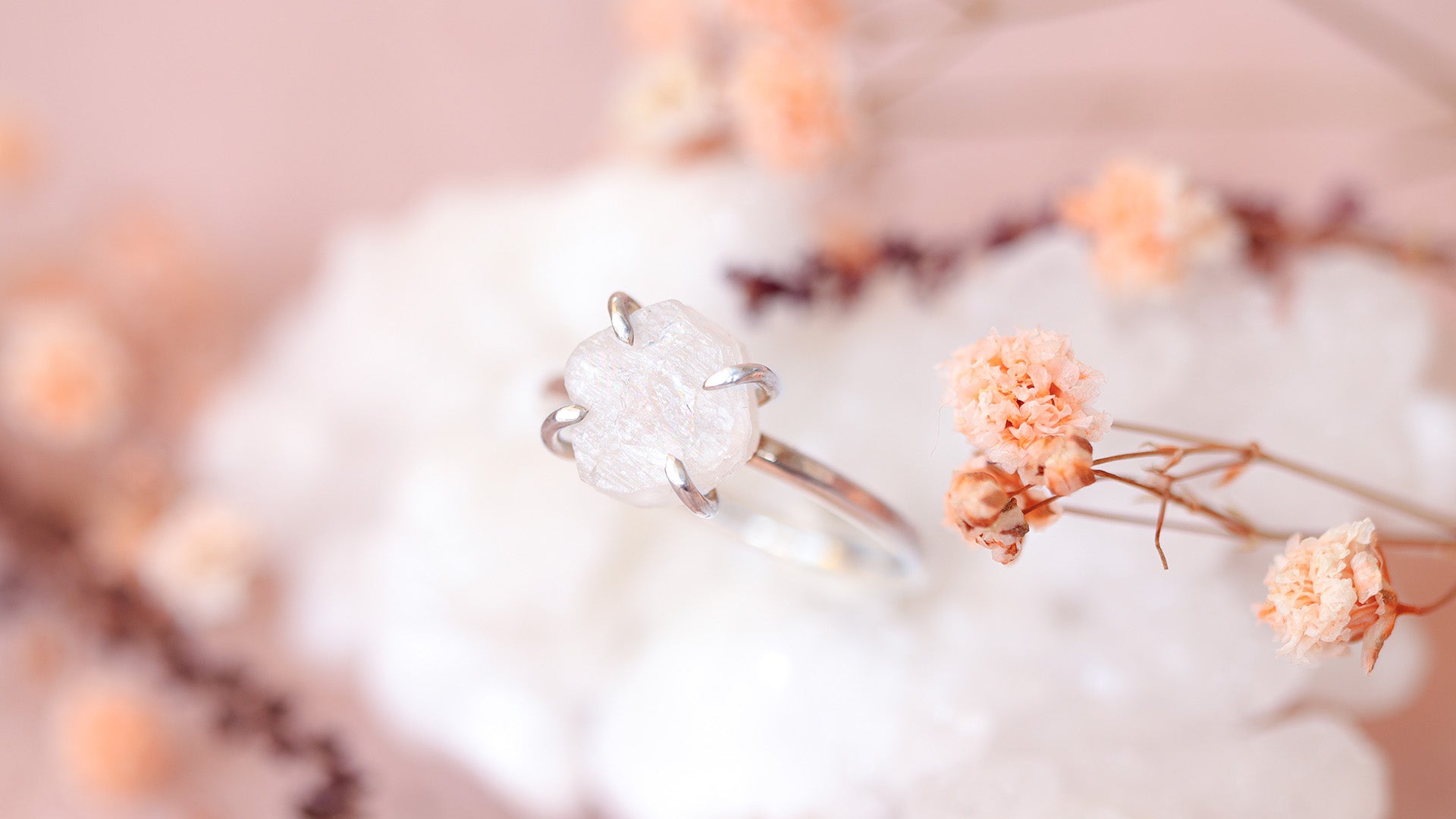 Magische Edelstenen: Eeuwenoude Schatten van Heksen ✨ (Halloween editie)