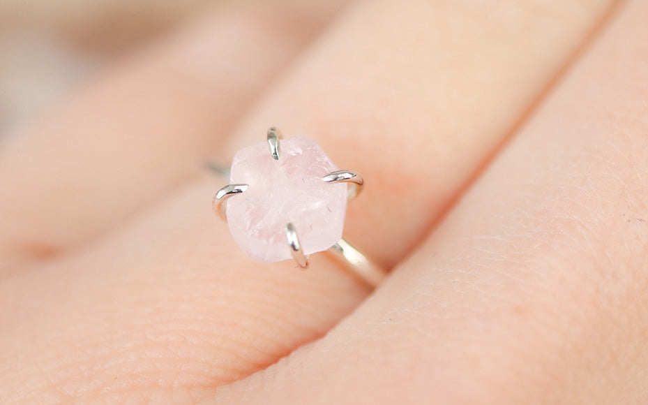 Rozekwarts ring, ring voor moeders en zelfliefde