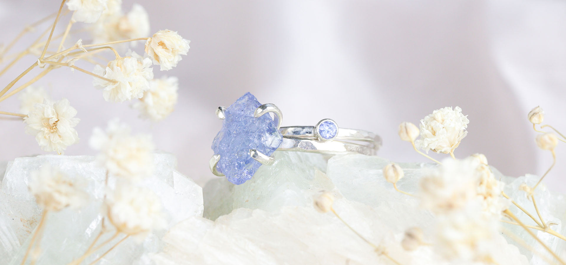 Tanzaniet ringen ruwe steen geboortesteen december