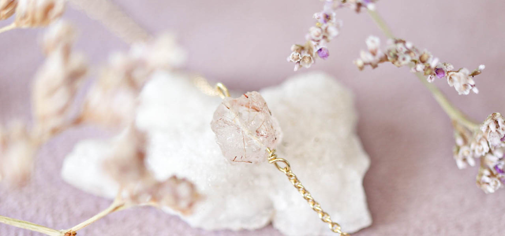 Ruwe Rutielkwarts armband 14 kt goud