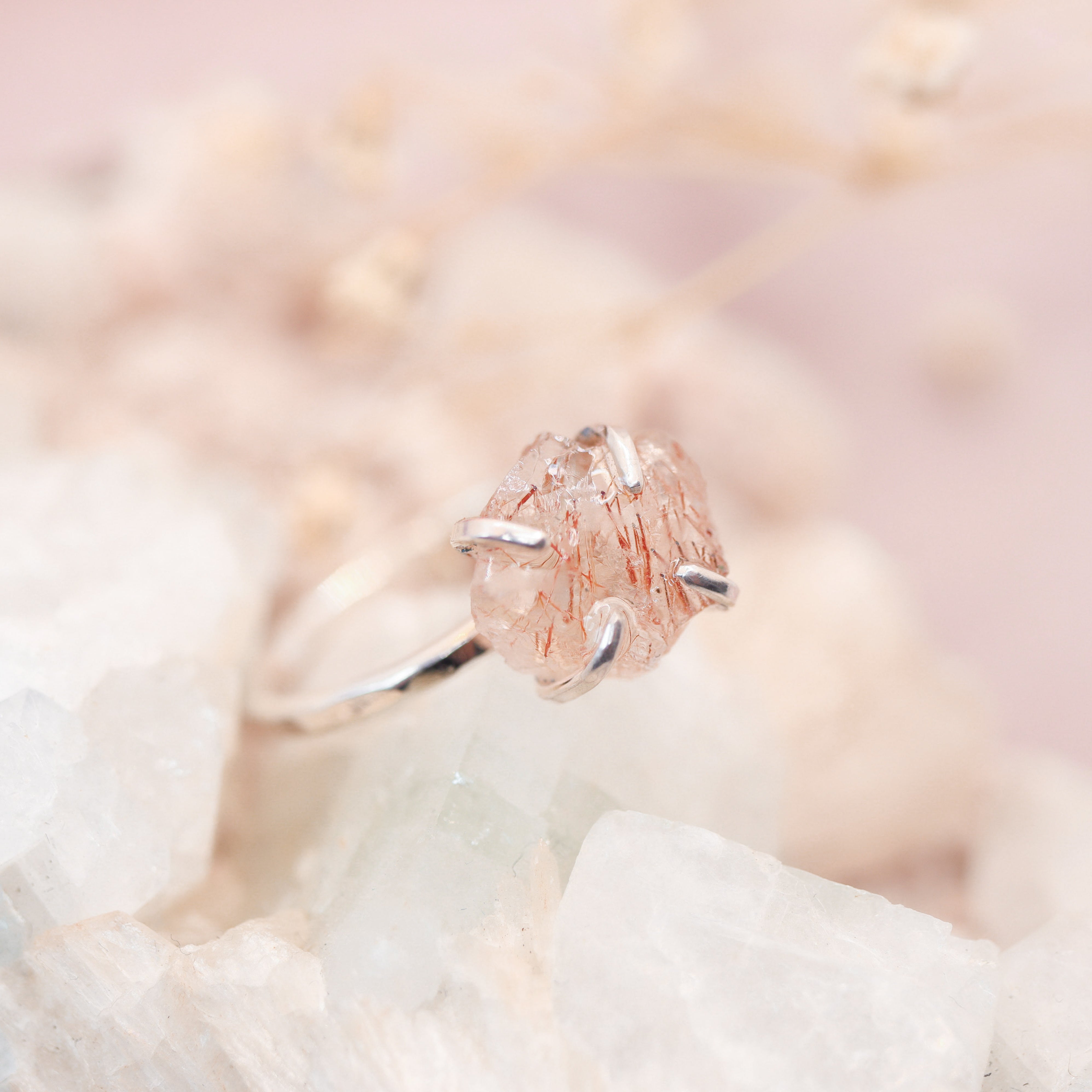 Rutielkwarts Ruw Kopernaalden Ring zilver