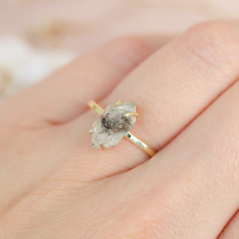 Herkimer ring, bijzondere verlovingsring diamant