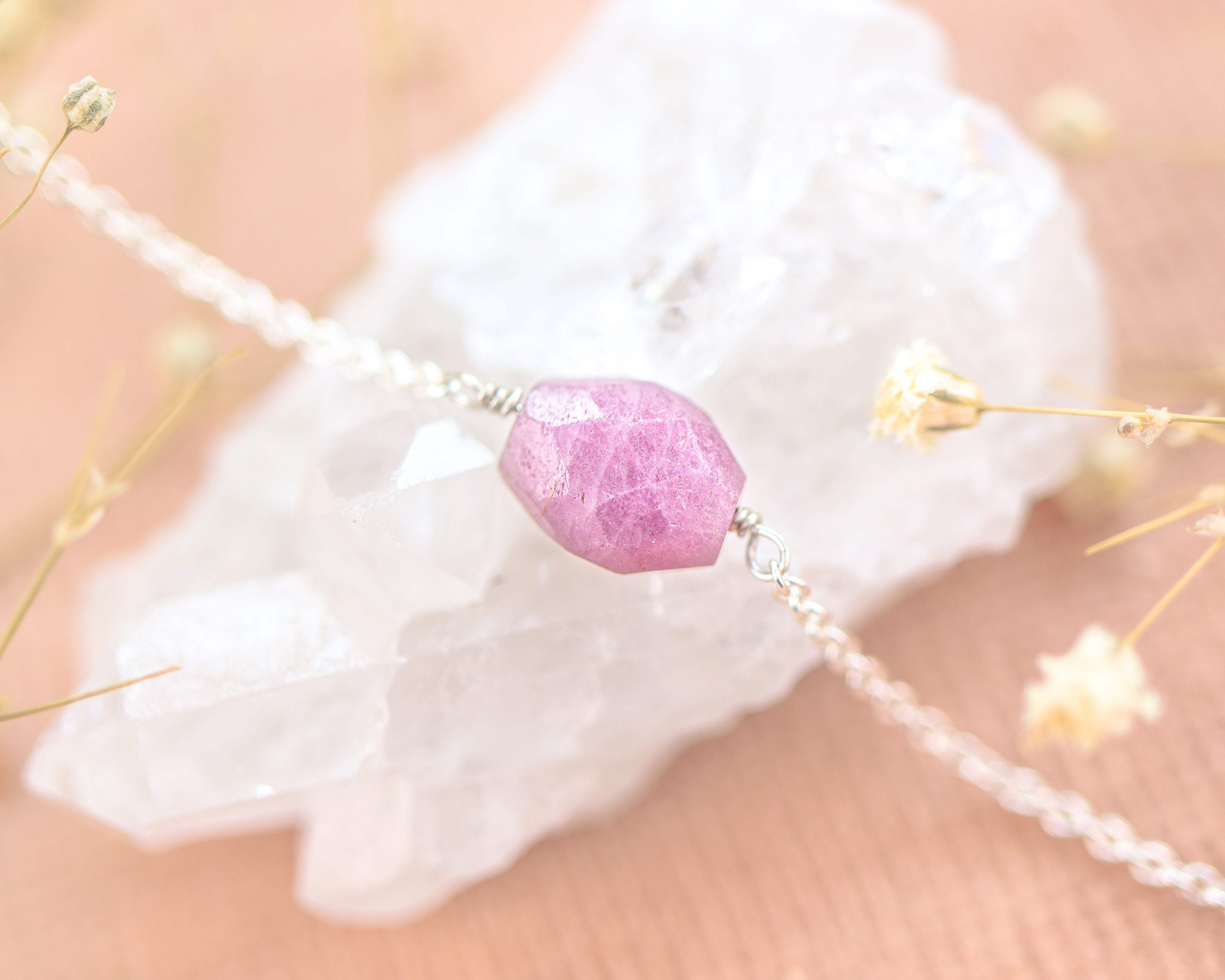 Saffier roze edelsteen armband zilver 